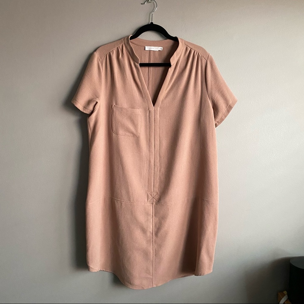 ✨LUSH Crepe Pocket Shift Dress✨